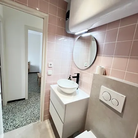 3 Apartment, 500m To Beach, Swimming Pool, Terrace Apartment *
